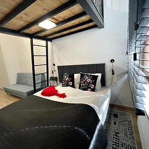  Apartamento Loftowe Blisko Rynku Polonia