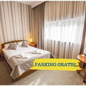 *** Otel Polonez Polonya